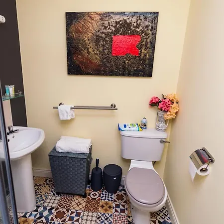 בית הארחה Guests House דונבוין